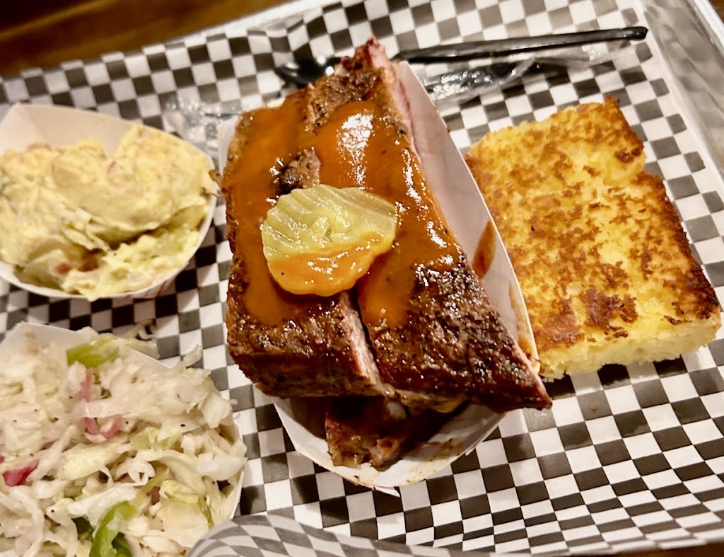 Smoking Butt Heads BBQ | restaurant | 111 W Main St, Spartanburg, SC 29306, USA | 8646963992 OR +1 864-696-3992