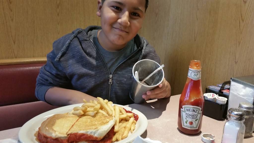 Tonys Original Restaurant | meal takeaway | 2612 State St, Saginaw, MI 48602, USA | 9897931801 OR +1 989-793-1801