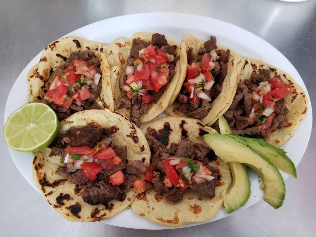 La Palencianita Bakery | restaurant | 810 Broad St, Central Falls, RI 02863, USA | 4014752458 OR +1 401-475-2458