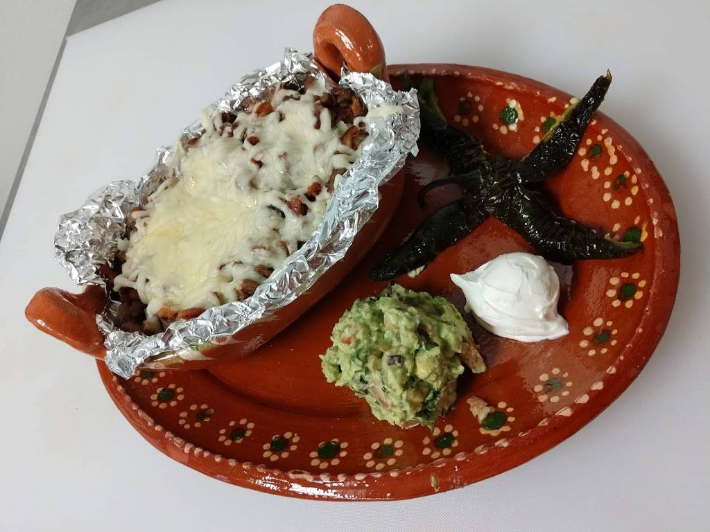 La Laja Mexican Restaurant | restaurant | 4536 NW 50th St, Warr Acres, OK 73122, USA | 4057306038 OR +1 405-730-6038