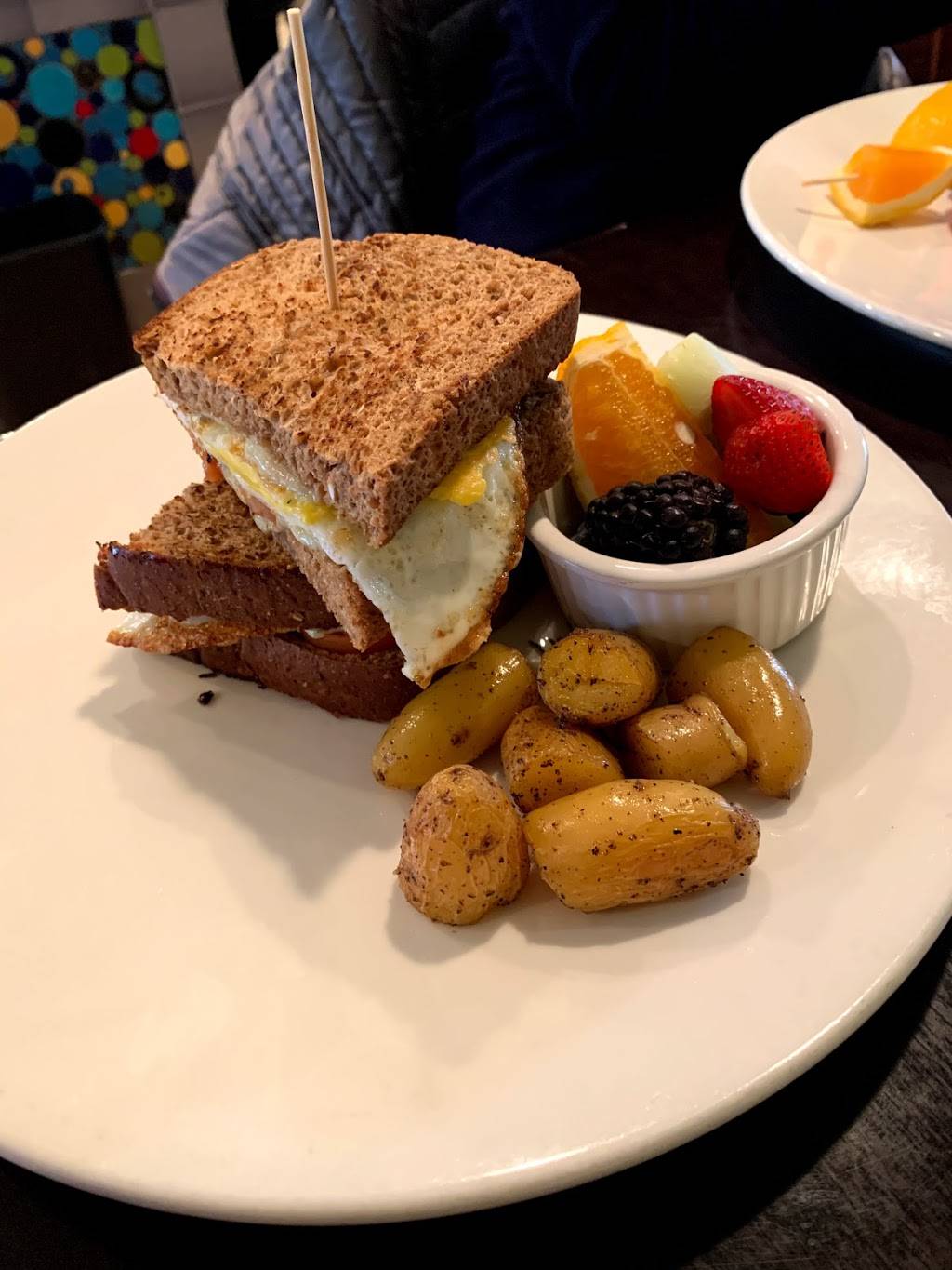 Art House Cafe | restaurant | 111 N Tacoma Ave, Tacoma, WA 98403, USA | 2532122011 OR +1 253-212-2011