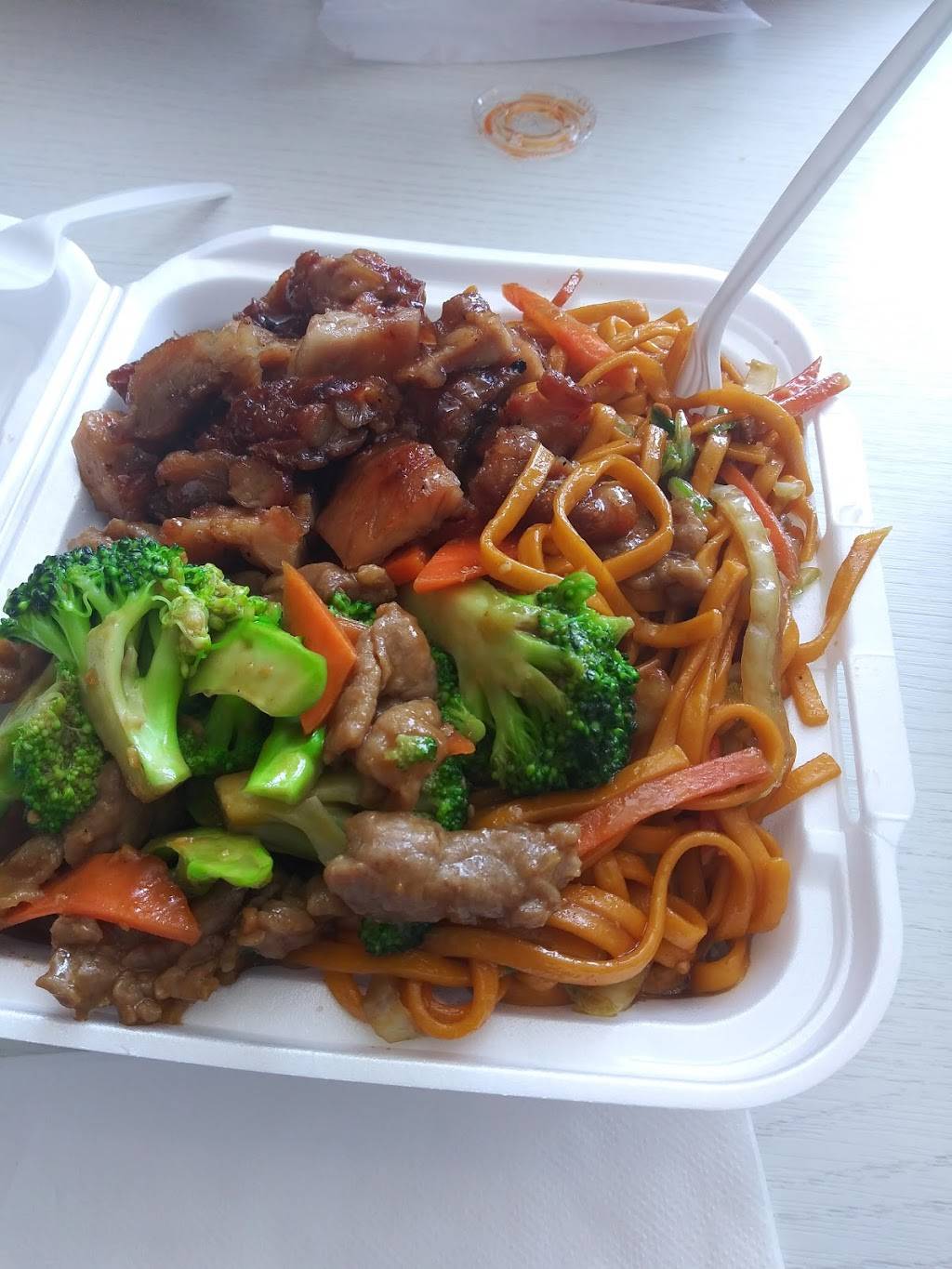 Tai Yang Express | restaurant | 5627 Aldine Bender Rd #2, Houston, TX 77032, USA | 2812277228 OR +1 281-227-7228