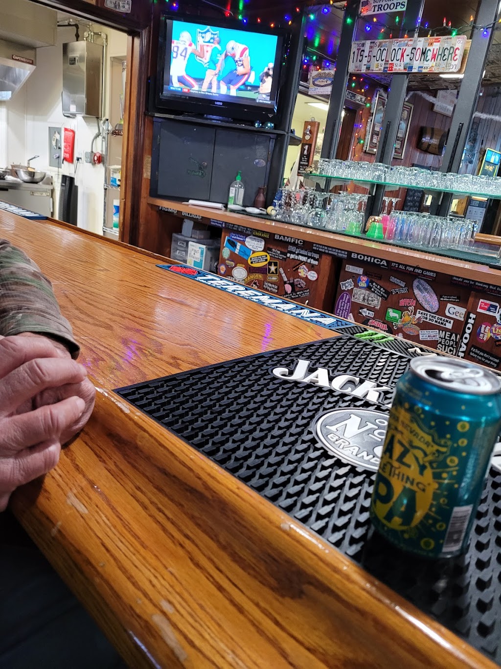 Desert Springs Bar & Grill | restaurant | 34805 Daggett-Yermo Rd, Daggett, CA 92327, USA | 7602543232 OR +1 760-254-3232