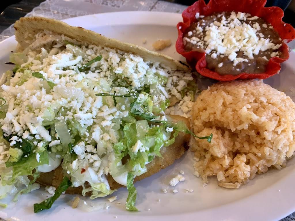 El Huarache de Mexico | restaurant | 1960 Sequoia Ave #7, Simi Valley, CA 93063, USA | 8055831644 OR +1 805-583-1644