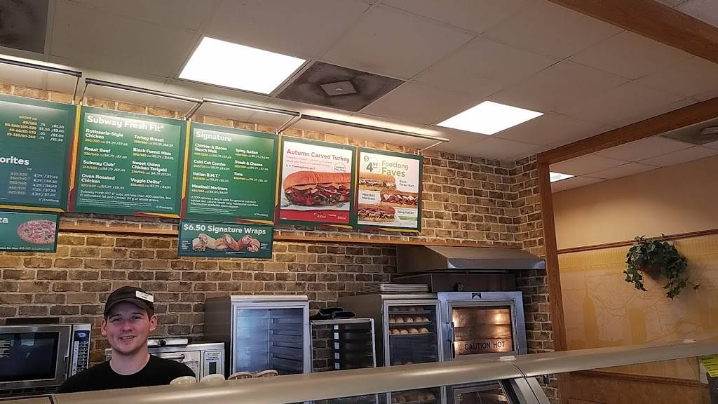 Subway | restaurant | 1602 Glasson St, Bloomington, IL 61704, USA | 3096624239 OR +1 309-662-4239