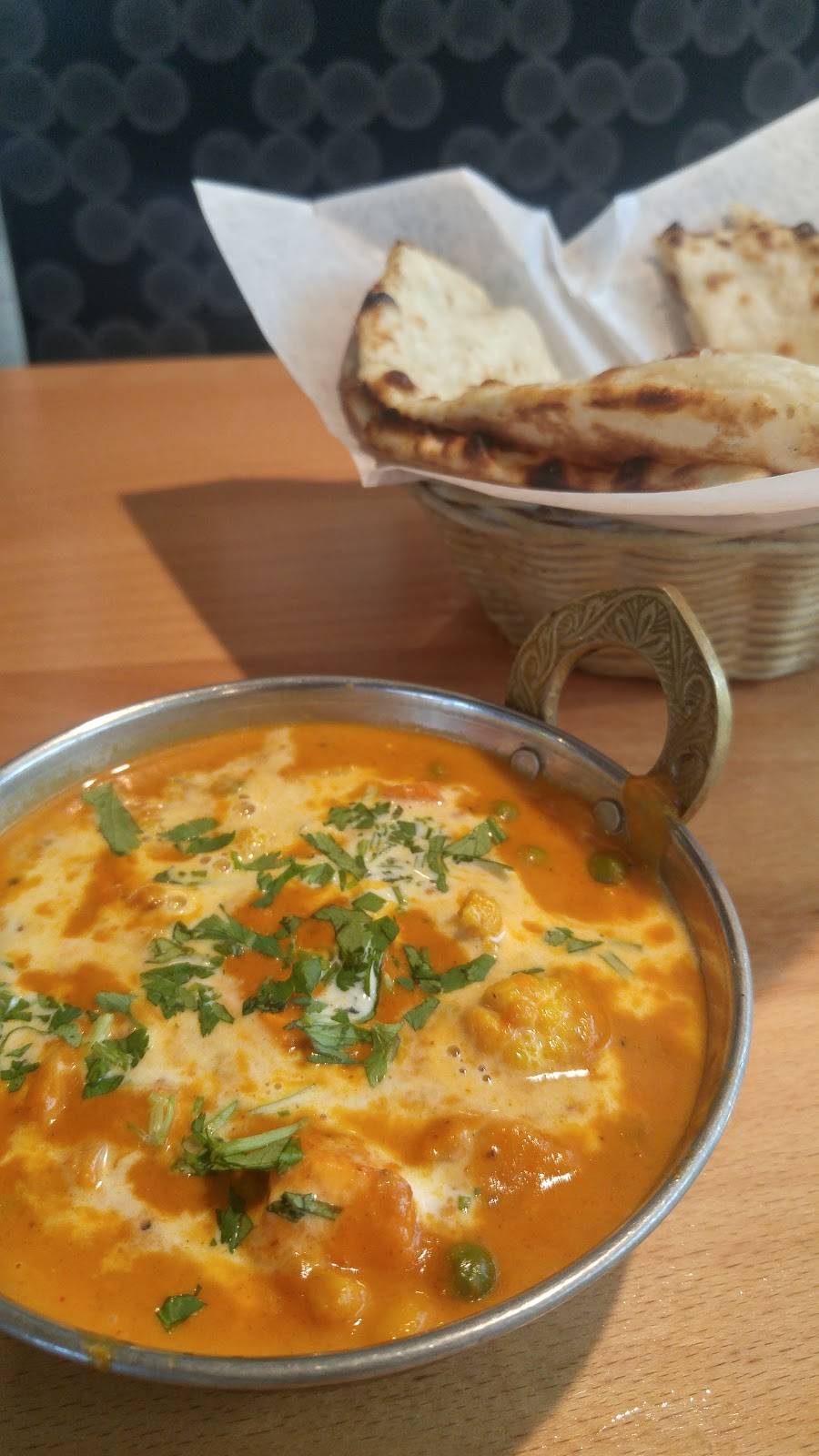 India Palace | restaurant | 120 Hayward Ave, Ames, IA 50014, USA | 5157151060 OR +1 515-715-1060