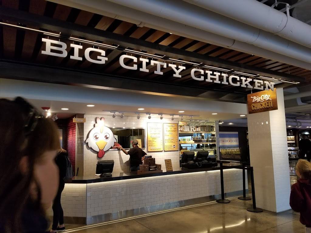 Big City Chicken | restaurant | 900 E Grand Ave, Chicago, IL 60611, USA | 3125467440 OR +1 312-546-7440
