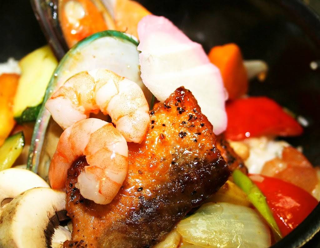 Hikari Sushi Bar | restaurant | 6860 Hwy 6 N Suite H, Houston, TX 77084, USA | 2818567808 OR +1 281-856-7808