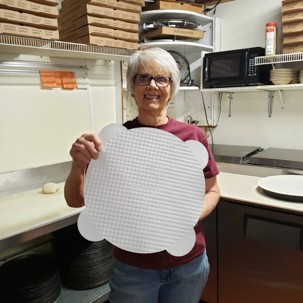 Ranch House Pizza | restaurant | 224 E Main St, Locust Grove, OK 74352, USA | 9184798905 OR +1 918-479-8905