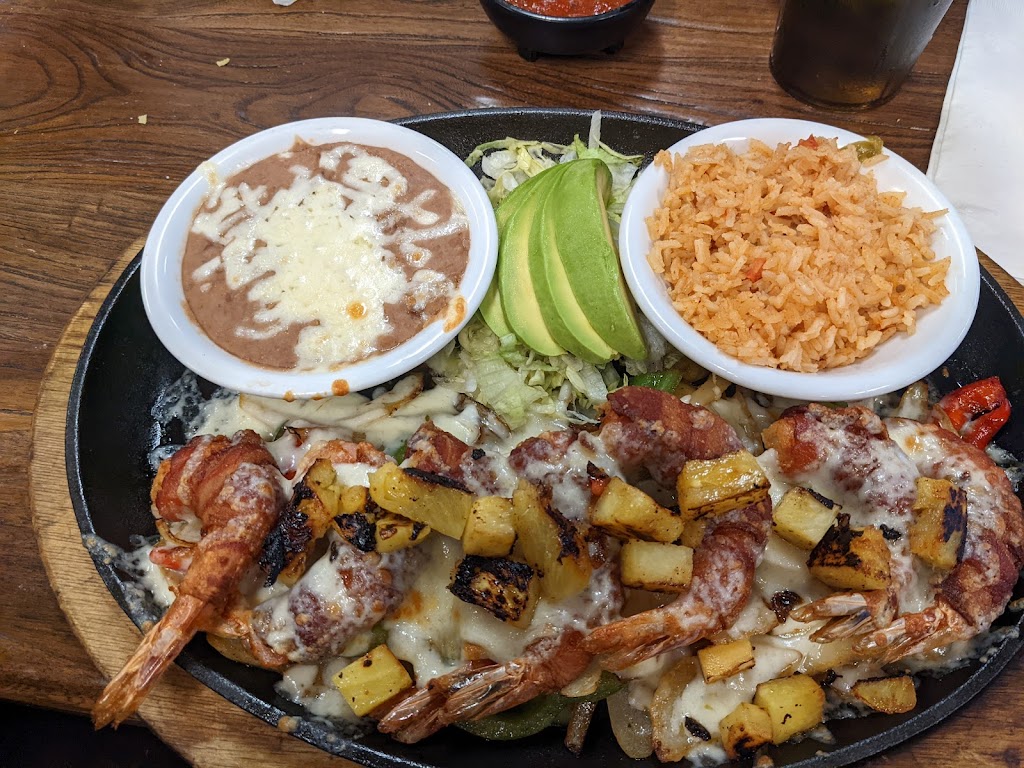 Comal Bar & Grill (Medford) | restaurant | 1209 Stewart Ave, Medford, OR 97501, USA | 5417791698 OR +1 541-779-1698