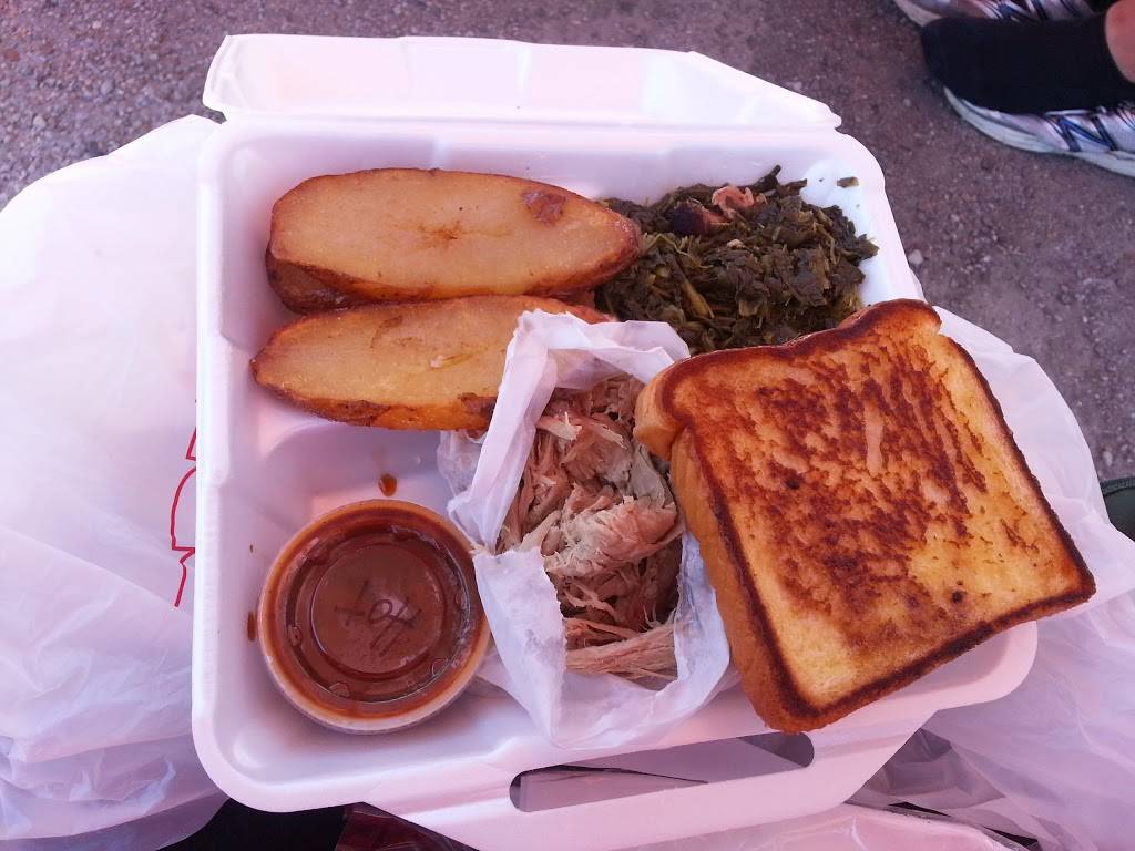 Shufords Smokehouse | Soddy Daisy | restaurant | 11320 Dayton Pike, Soddy-Daisy, TN 37379, USA | 4234517102 OR +1 423-451-7102