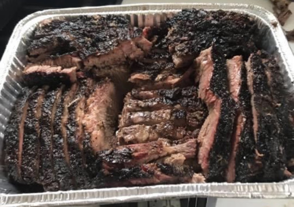 I BBQ 4U | restaurant | 1582 Eggert Rd, Buffalo, NY 14226, USA | 7168807667 OR +1 716-880-7667