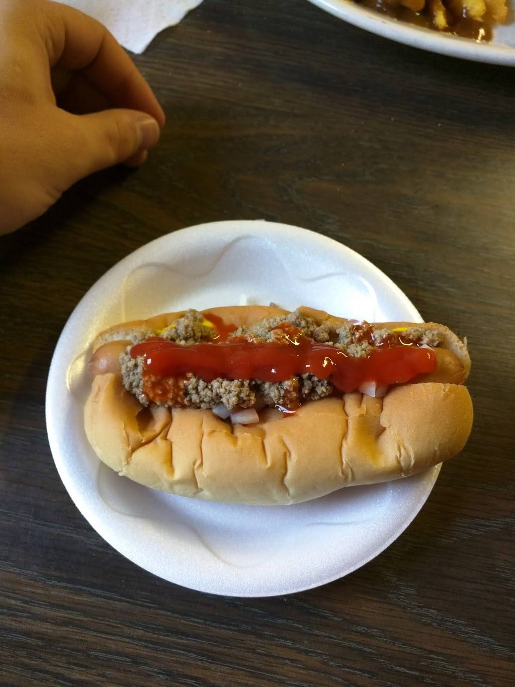 Specks Private Social Club | restaurant | 610 Breazeale St, Belton, SC 29627, USA | 8643388281 OR +1 864-338-8281