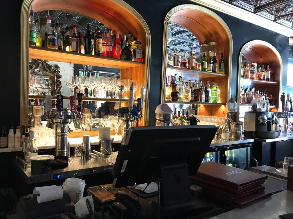 Roux | restaurant | 4205 S MacDill Ave, Tampa, FL 33611, USA | 8134435255 OR +1 813-443-5255