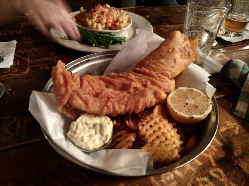 Camp | restaurant | 298 Daniel Webster Hwy, Meredith, NH 03253, USA | 6032793003 OR +1 603-279-3003