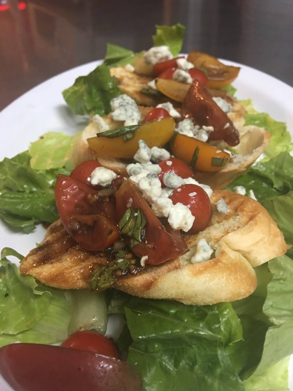 Ninos Lakewood Park | restaurant | 5018 Turnpike Feeder Rd, Fort Pierce, FL 34951, USA | 7724667644 OR +1 772-466-7644