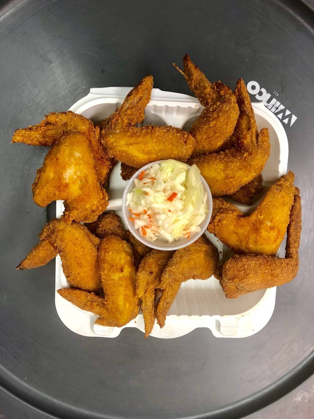 Sharks Fish & Chicken | restaurant | 1823 West Virginia Ave NE, Washington, DC 20002, USA | 2026350700 OR +1 202-635-0700