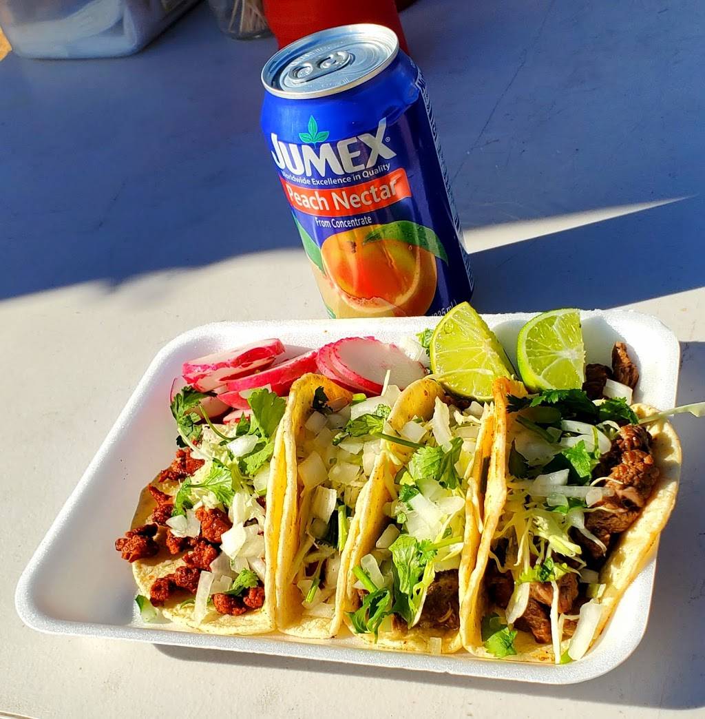 El Amigo | restaurant | 6848-6998 S Burcham Ave, Tucson, AZ 85756, USA | 5205516484 OR +1 520-551-6484