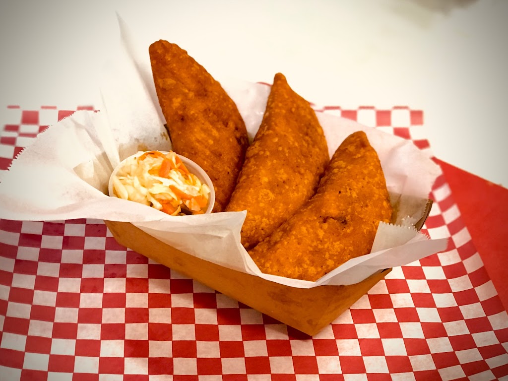 Pupusas on Wheels | restaurant | 2830 Crater Lake Hwy, Medford, OR 97501, USA | 5419735542 OR +1 541-973-5542