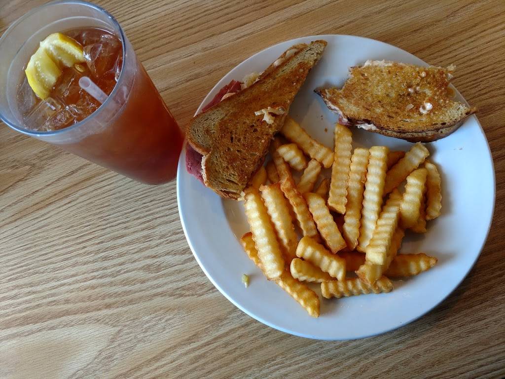 Backyard Grill | restaurant | 725 Bluff City Hwy, Bristol, TN 37620, USA | 4237646632 OR +1 423-764-6632