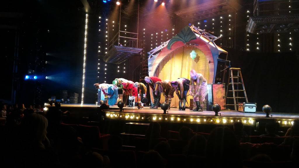 Drury Lane Theatre | restaurant | 100 Drury Ln, Oakbrook Terrace, IL 60181, USA | 6305308300 OR +1 630-530-8300