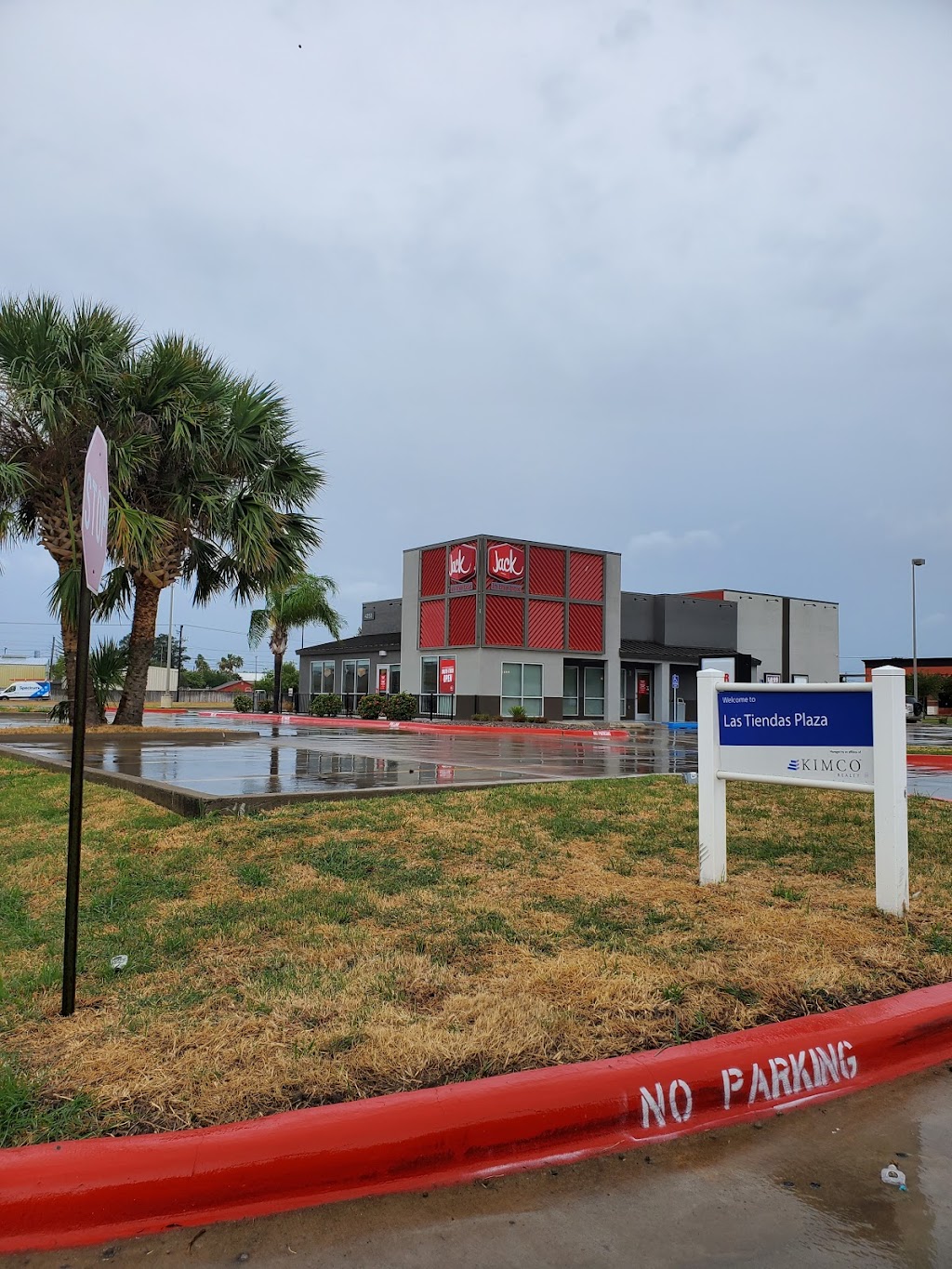 Jack in The Box | restaurant | 4250 North Expy, Brownsville, TX 78526, USA | 9565257059 OR +1 956-525-7059