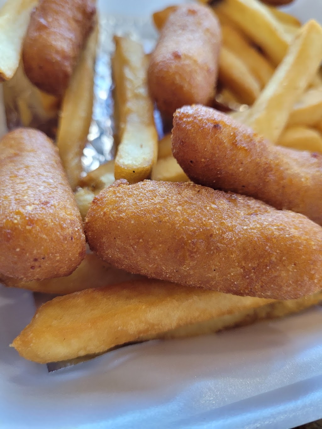 Cook Out | restaurant | 2112 W Lucas St, Florence, SC 29501, USA | 8665470011 OR +1 866-547-0011