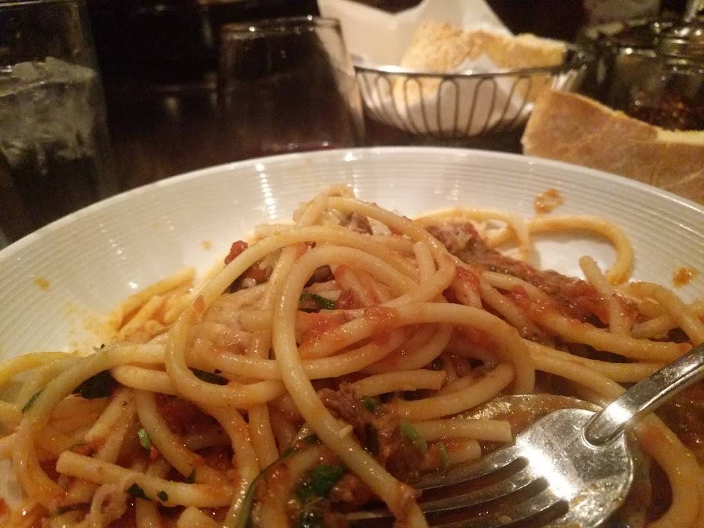 Francescos Hole In the Wall | restaurant | 254 Skokie Blvd, Northbrook, IL 60062, USA | 8472720155 OR +1 847-272-0155