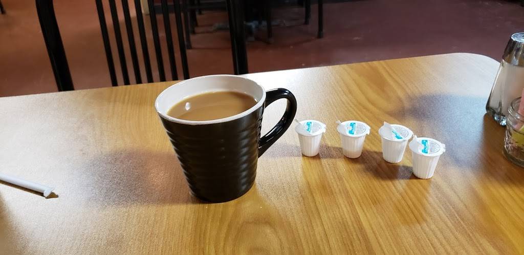 Southern Gals Country Cooking | restaurant | 400 Rodney Orr Bypass, Robbinsville, NC 28771, USA | 8284799405 OR +1 828-479-9405