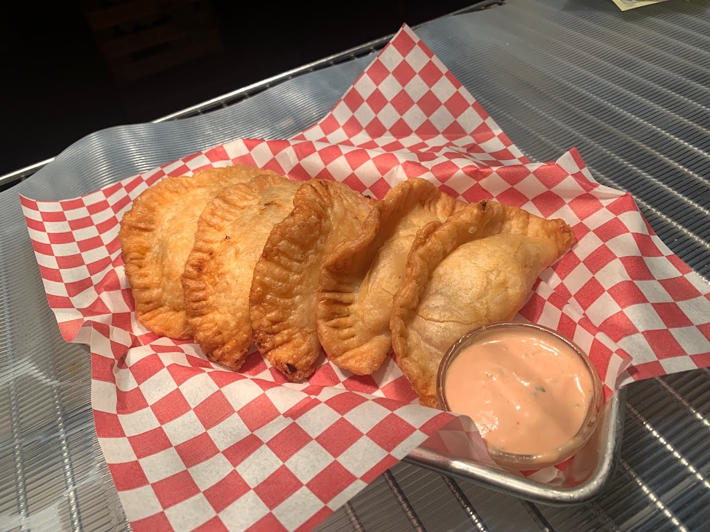 Chef Rafas Kitchen Agüeybaná | restaurant | 1513 W Main St, Merced, CA 95340, USA | 2093825452 OR +1 209-382-5452