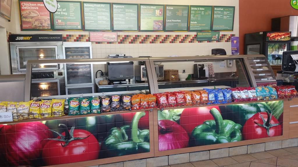 Subway Restaurants | restaurant | 1224 North, US-377 Suite 201, Roanoke, TX 76262, USA | 8178379996 OR +1 817-837-9996