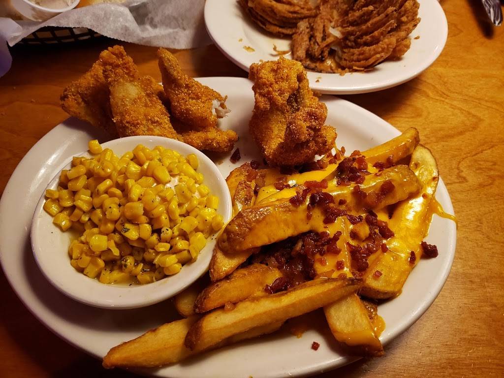 Texas Roadhouse | restaurant | 7900 Eagle Crest Blvd, Evansville, IN 47715, USA | 8124777427 OR +1 812-477-7427
