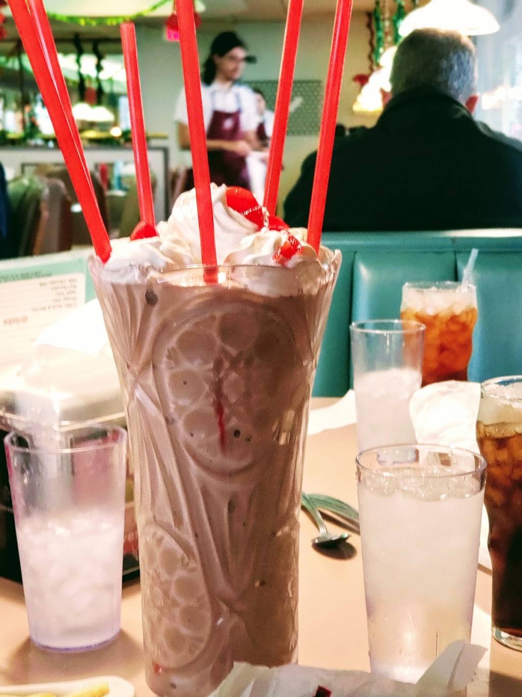 Winsteads Restaurants | restaurant | 10711 Roe Ave, Overland Park, KS 66207, USA | 9136497755 OR +1 913-649-7755