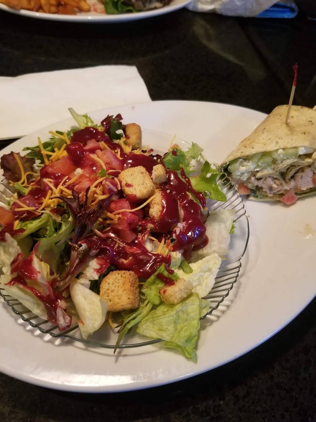 Georges Neighborhood Grill | restaurant | 6935 Lake Plaza Dr, Indianapolis, IN 46220, USA | 3175771600 OR +1 317-577-1600