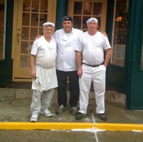 The 3 Luigis | restaurant | 275 Grand Ave, Brooklyn, NY 11238, USA | 7186220059 OR +1 718-622-0059