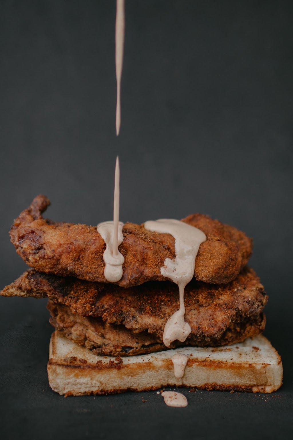 Nashville Coop | restaurant | 300 Snelling Ave S, St Paul, MN 55105, USA | 6513306737 OR +1 651-330-6737