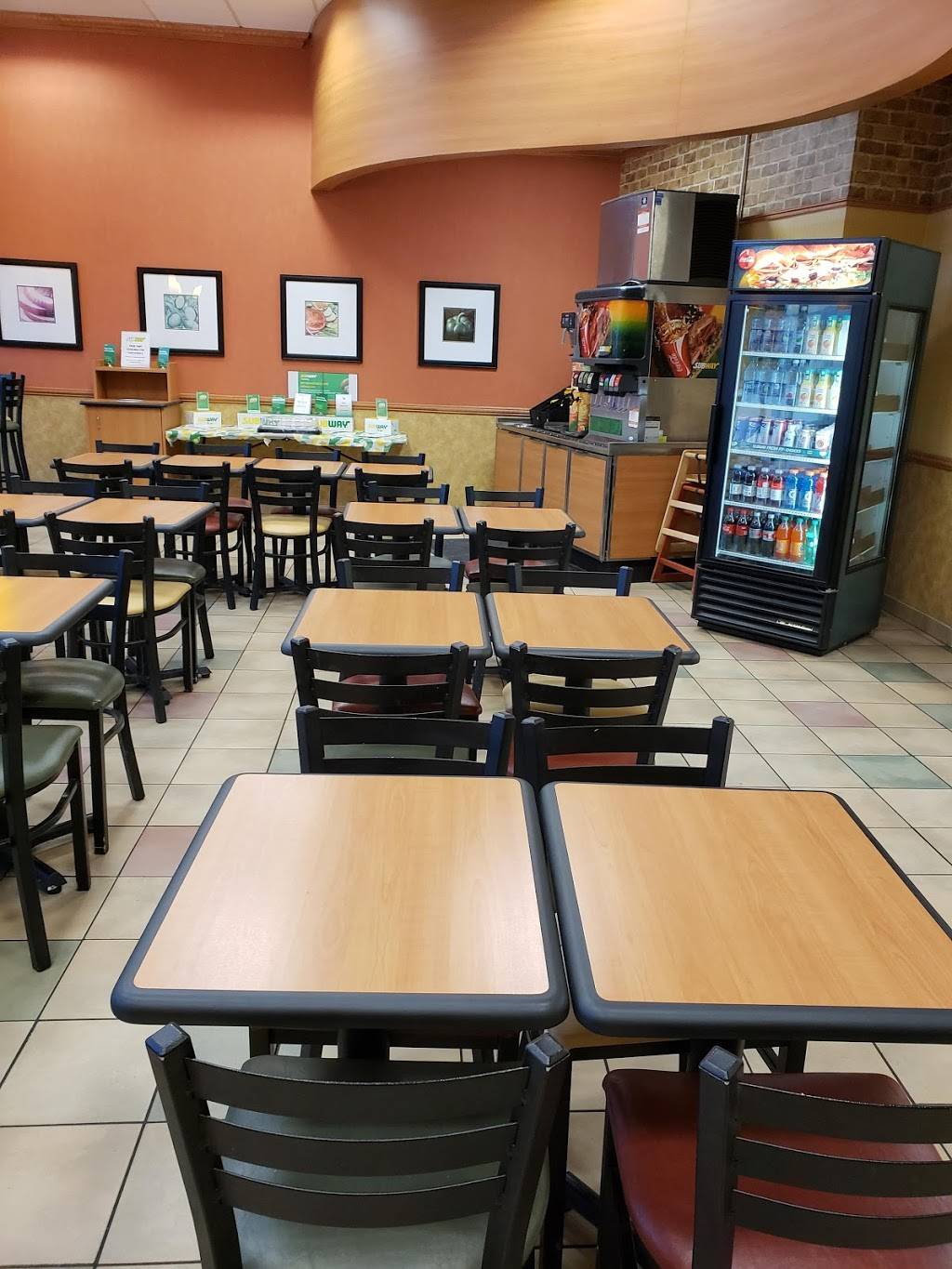 Subway | restaurant | 3220 Feathergrass Ct, Austin, TX 78758, USA | 5126405444 OR +1 512-640-5444