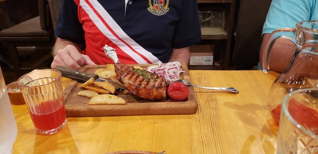 Traktir The 12 Chairs | restaurant | 1224 W Dundee Rd, Buffalo Grove, IL 60089, USA | 2243472918 OR +1 224-347-2918