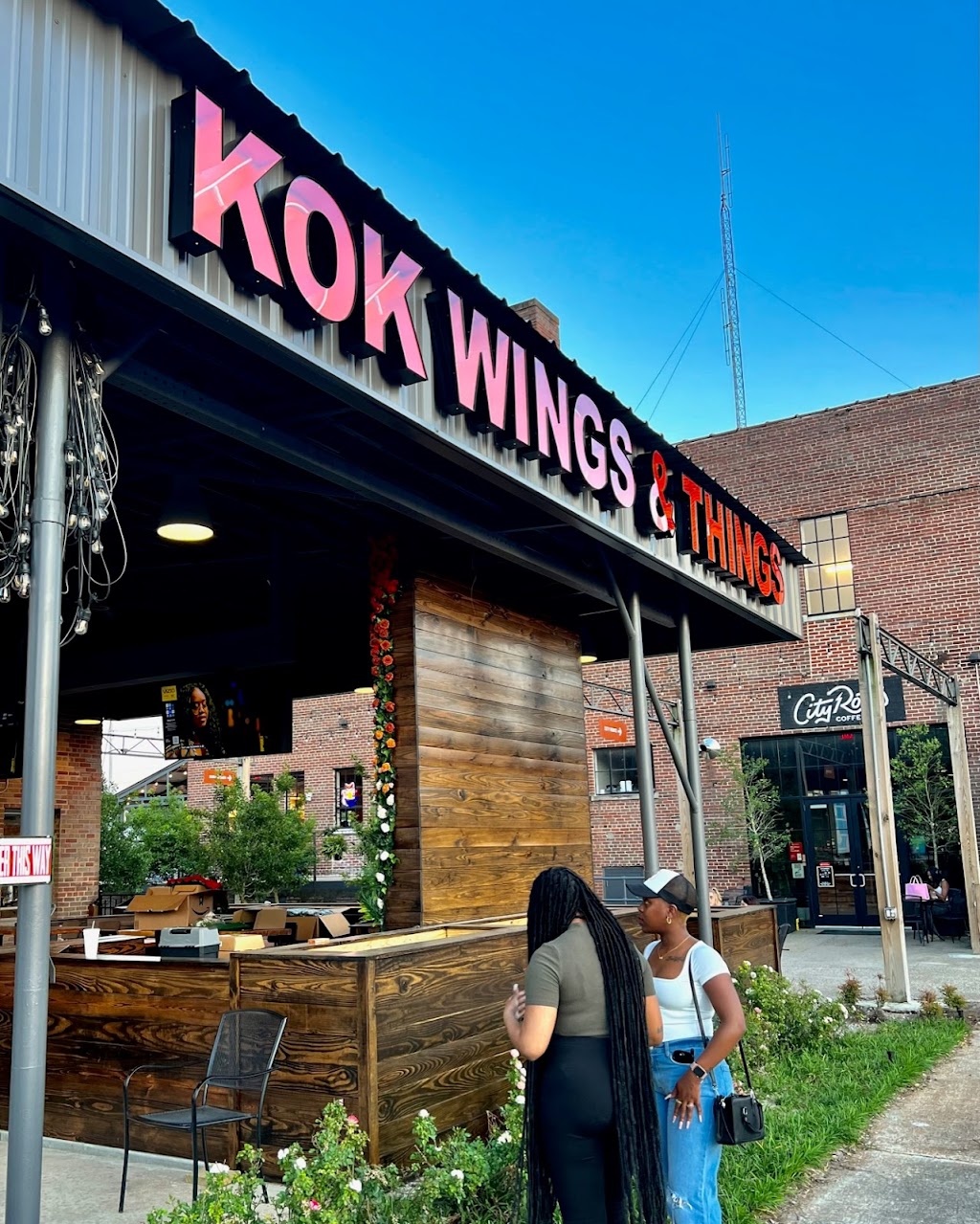 KOK Wings & Things | restaurant | 1509 Government St Building D, Baton Rouge, LA 70802, USA | 2259108587 OR +1 225-910-8587