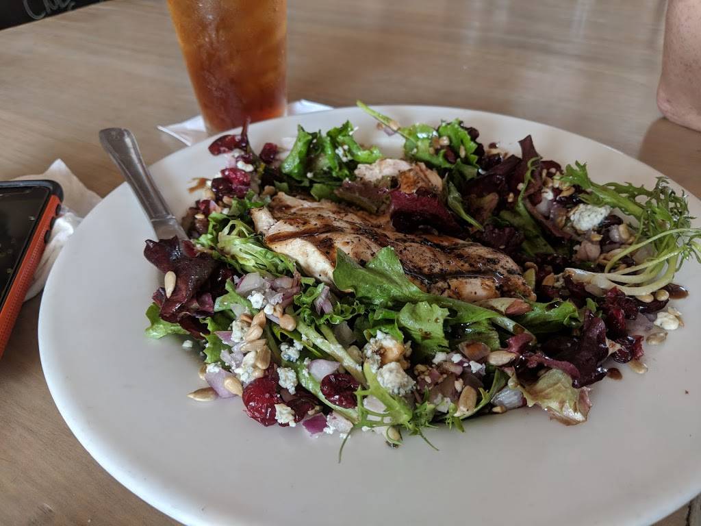 The Breezeway Restaurant & Bar | restaurant | 112 E 1st St, Sanford, FL 32771, USA | 4078781284 OR +1 407-878-1284