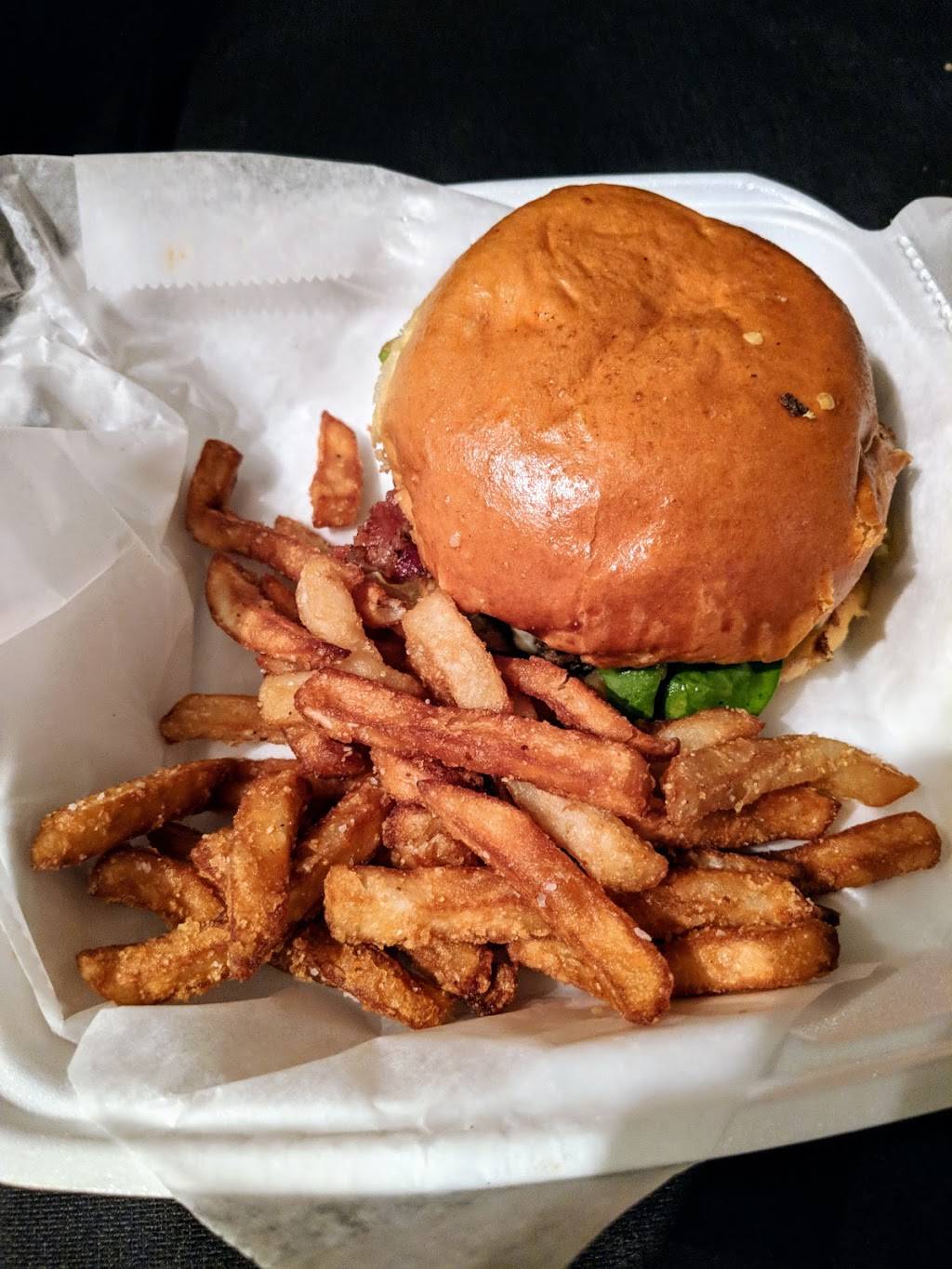 The Proper Brewing Company | restaurant | 117 W Broad St, Quakertown, PA 18951, USA | 2674905168 OR +1 267-490-5168