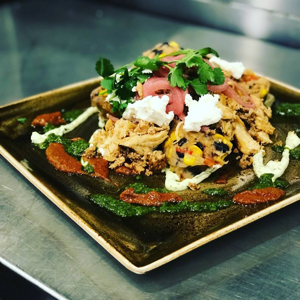 Latham House Tavern | restaurant | 9 Main St, Lyme, NH 03768, USA | 6037959995 OR +1 603-795-9995