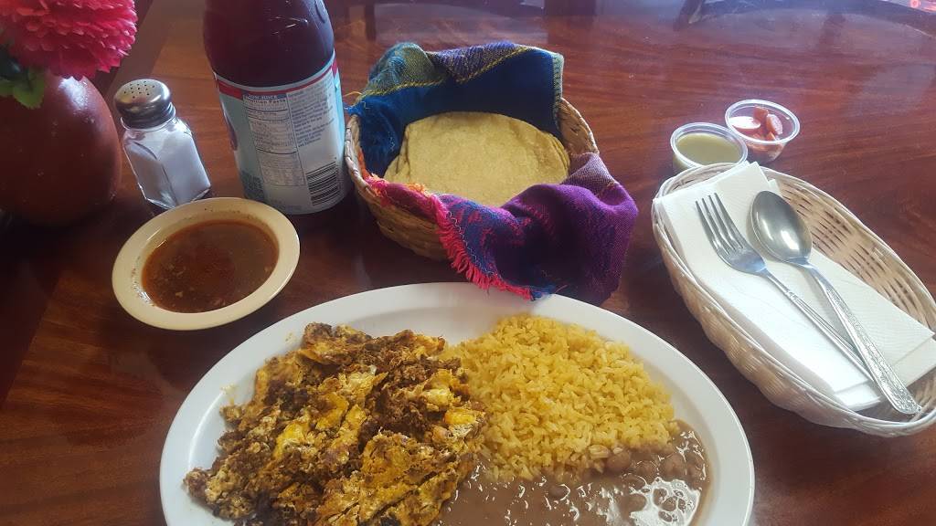 Casa Victoria | restaurant | 4673 Riverside Dr b, Chino, CA 91710, USA | 9093429750 OR +1 909-342-9750