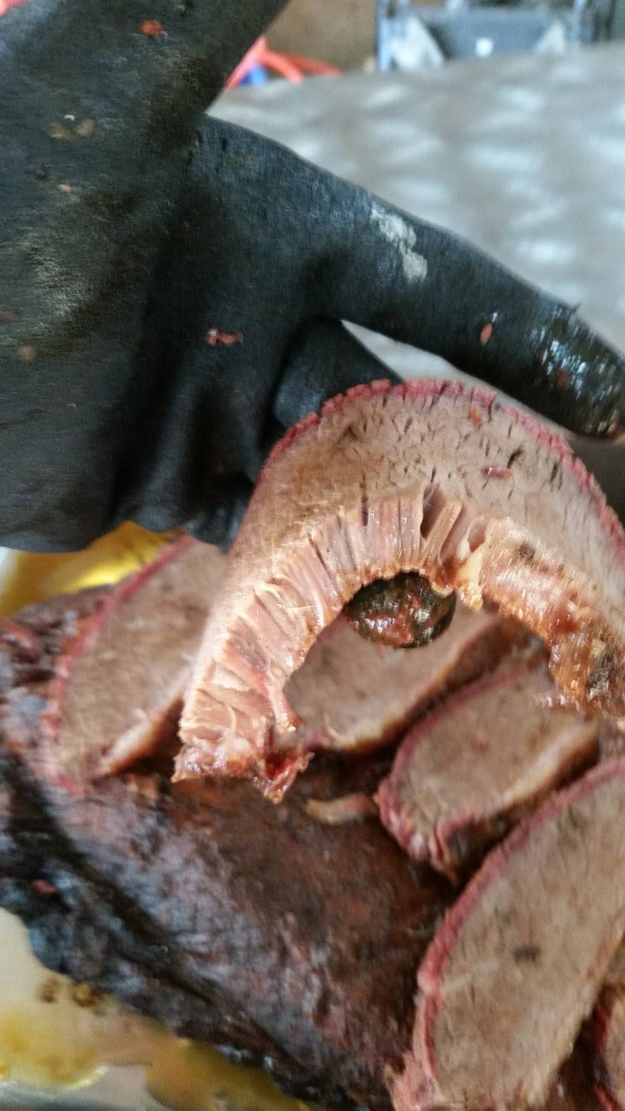 Twisted TAIL BBQ Catering | restaurant | 4240 Florance Rd, Ponder, TX 76259, USA | 9403909871 OR +1 940-390-9871