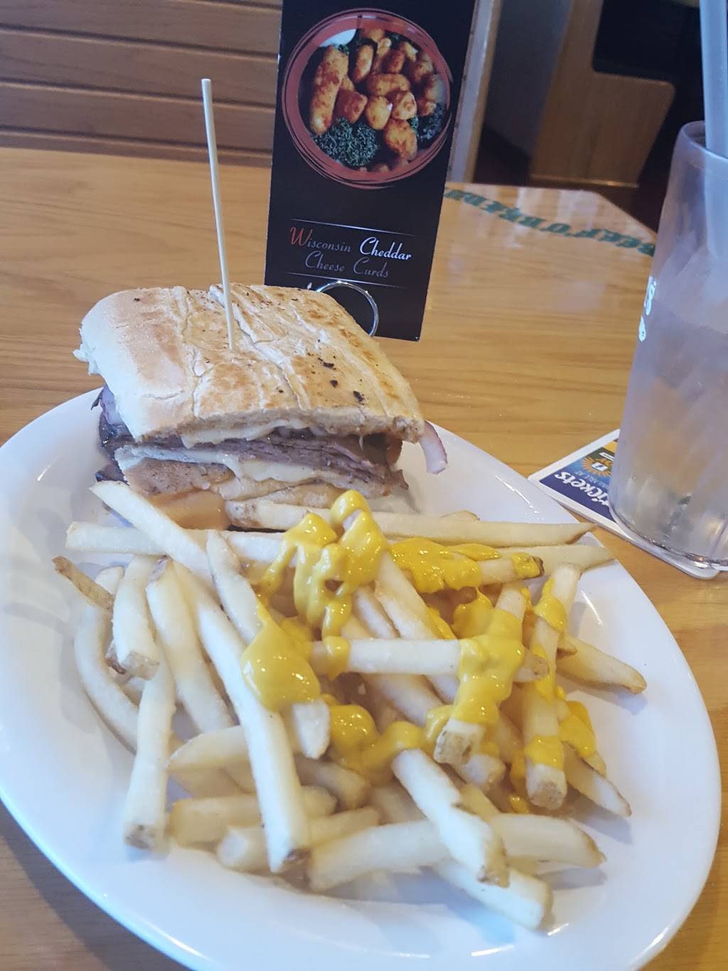 Beef O Bradys | restaurant | 45653 US-27, Davenport, FL 33897, USA | 8634203350 OR +1 863-420-3350