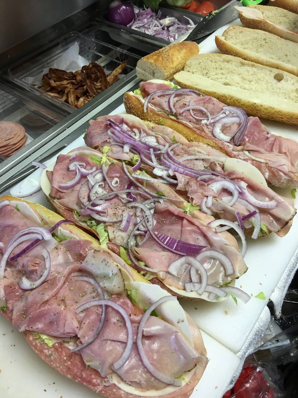 TOMMY D’S WYNDMOOR STEAKS AND HOAGIES | restaurant | 918 E Willow Grove Ave, Wyndmoor, PA 19038, USA | 2674345148 OR +1 267-434-5148