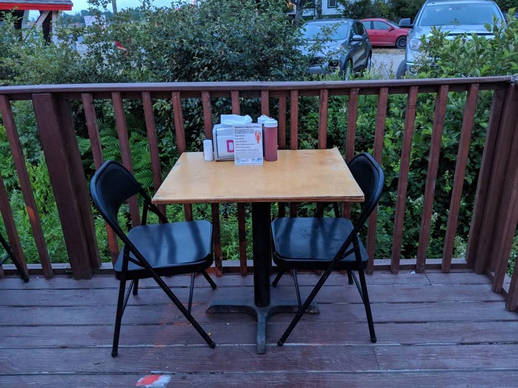 Smokeys BBQ & Lobster Pound | restaurant | 1061 Bar Harbor Rd, Trenton, ME 04605, USA | 2076677300 OR +1 207-667-7300