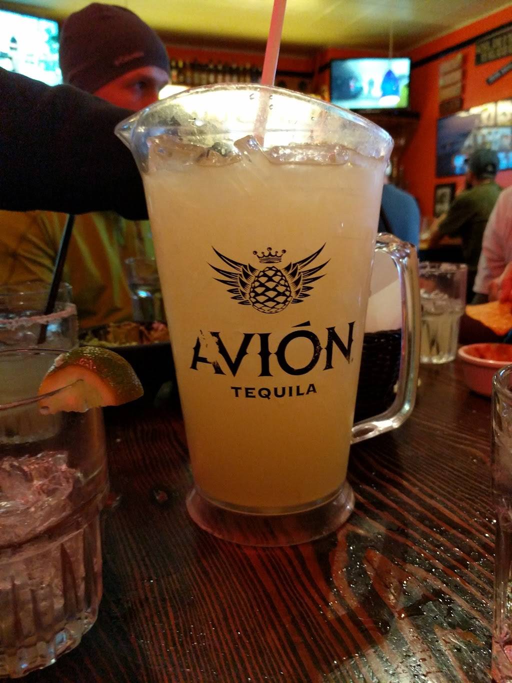 El Toro Bravo | restaurant | 10186 Donner Pass Rd, Truckee, CA 96161, USA | 5305873557 OR +1 530-587-3557