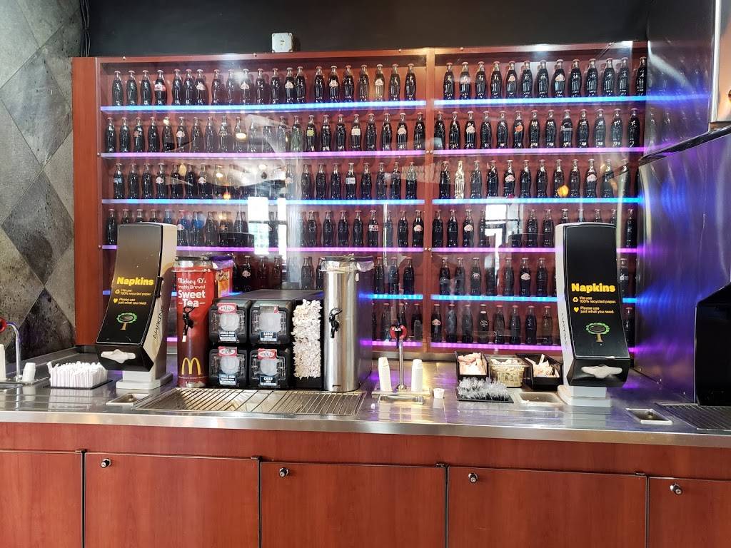 McDonalds | cafe | 453 Redington Dr, South Elgin, IL 60177, USA | 8474880200 OR +1 847-488-0200