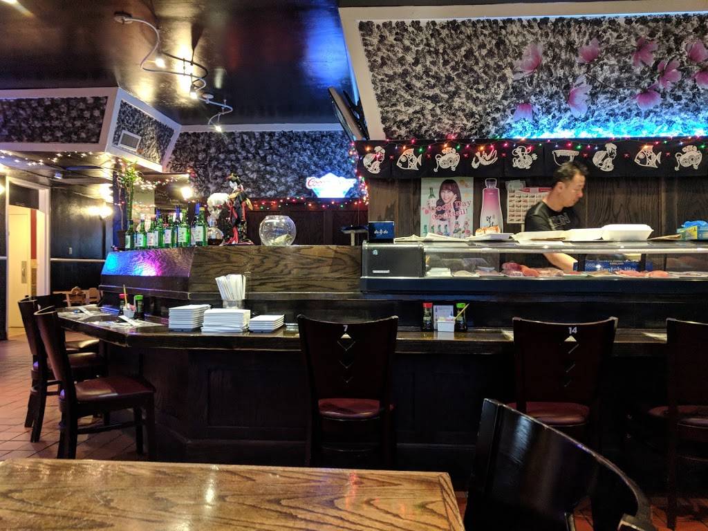 Seido Sushi | restaurant | 4372 W Olive Ave, Glendale, AZ 85302, USA | 6239374477 OR +1 623-937-4477